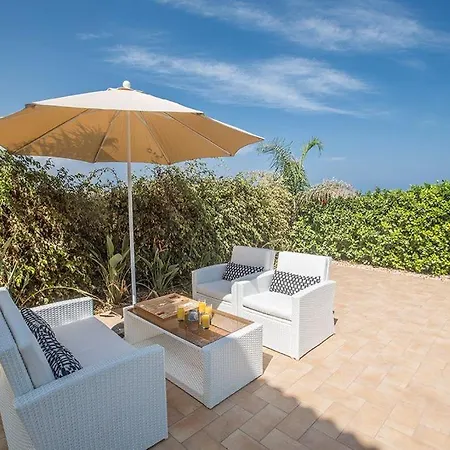 Vryso - Modern 3 Bedroom Ayia Triada With Pool Close To The Beach Παραλίμνι