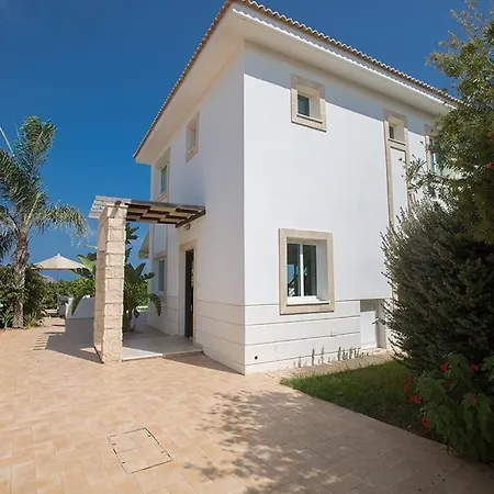 Vryso - Modern 3 Bedroom Ayia Triada With Pool Close To The Beach Βίλα